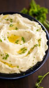 Ultra Creamy Mashed Potatoes Das Bekommt Immer Komplimente Und Rezeptwunsche Thanksgiving Side Dishes Best Mashed Potatoes Ultra Creamy Mashed Potatoes