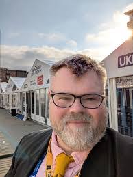 Paul Bellotti's Instagram, Twitter & Facebook