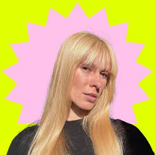 I built a 6-figure business eating nutella for breakfast. Wonder what all  these "get up at 4 am" people would have to say to this. In my head it's  easy: No to: