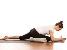 Pigeon Pose Ways To Prop Up Your Yoga Practice For Knee Safety And Hip Comfort Kreg Weiss B Hkin Restorative Yoga Poses Pigeon Pose Yoga Teacher Resources
