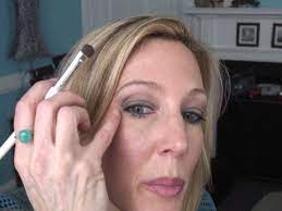 Smokey Eye Tutorial For Women Over 50 With Hooded Crepey Eyelids Ootd Eye Makeup Tips Smokey Eye Tutorial Makeup Over 50