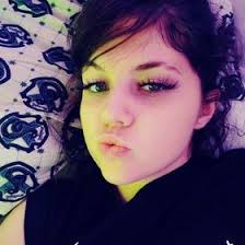 Lily Howard (lilybug2910)