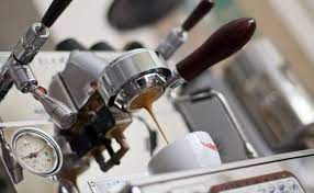 I flow the instructions in the manual book by starting first of all with the cup to remove it from the mini espresso then unscrew the spout and. The 9 Best Espresso Machines No Bs Guide 2021