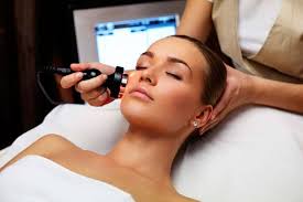 Dermatologie Hautarzt Zurich Https Www Dermatologe Zuerich Ch Asthetische Medizin Inkl Schonheitschirurgie Und Hautstraffung Hautbehandlung Dermatologie