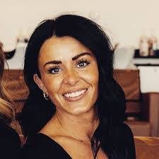 Amy Theobald's Instagram, Twitter & Facebook