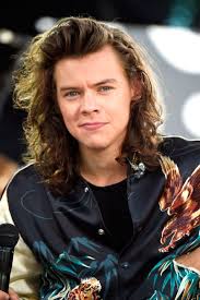 When a man loves a woman, 1994 Harry Styles With Straight Hair Has Left The World Divided