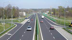 De la wikipedia, enciclopedia liberă. Un Drum Expres SoluÈ›ia Pentru Traficul Din Moldova Ce È›ine Loc De AutrostradÄƒ Intre BacÄƒu È™i Piatra NeamÈ›