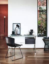 Al Lavoro Con Il Design Mini Tour Tra Tavoli E Scrivanie Per Ufficio Sedie Laterali Scrivania Ufficio Design Arredamento