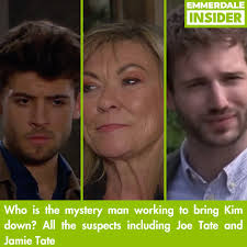 Please let it be Joe, please let it be Joe! #Emmerdale