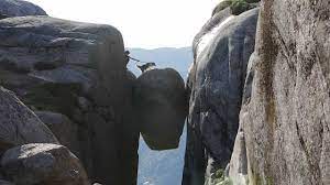 Man folgt der gut gekennzeichneten route bis zum kjeragbolten. Norway With Dogs Preikestolen Kjeragbolten Trolltunga Youtube