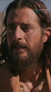 Ele me amou, Ele me ama 🥺, ., ., A MESA ESTÁ POSTA 🥖 🍷 , AMANHÃ  episódios 1 e 2 da Temporada 5 de The Chosen aqui no Cine inter.,  #TheChosenCenas #TheChosen #TheChosenBrasil #JesusNosCinemas ...