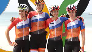 Jun 04, 2021 · anna van der breggen will retire at the end of 2021. Olympics Rio 2016 Anna Van Der Breggen Wins Gold In Women S Road Race Eurosport