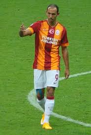 Milli futbolcunun eşi anna bulut, instagram hesabından umut bulut için 'kasımpaşa'nın teklifini komik buldu' şeklinde çıkan haberler hakkında, 'esas 'komik' olan bu yalan haber' diyerek tepkisini ortaya. Umut Bulut Vikipedi