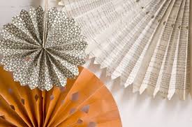 Diy Paper Wheels Backdrop Ruffled Diy Paper Pinwheels Paper Paper Crafts