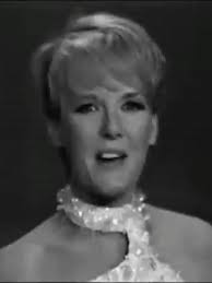 Might be a little early but we were feelin' it🎄🎅 Prolly bout to be  posting this song every day💪💪