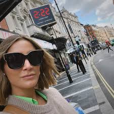 Frankie Bridge stuns in £35 River island 'staple' as she gets ready for  West End performance