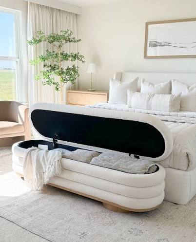 Castlery US | Maximize space with a bedroom storage bench - Freida's  perfect for stowing away extra blankets, pillows, or even your favorite  books and... | Instagram