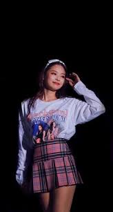 Love jennie dont judge coz were not perfect. 15 Wallpapers Ideas Jennie Kim Blackpink Blackpink Jennie Minimalist Wallpaper
