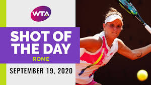 Markéta vondroušová se s turnajem v berlíně překvapivě loučí již v prvním kole, když nestačila na ljudmilu samsonovovou. Who Is Market Vondrousova S Coach Know All About Her Coaching Team Firstsportz