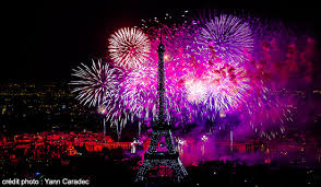 Cet été là, une grande agitation règne à paris. Diner Croisiere Boreas Special 14 Juillet