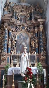 Maria alter with remains