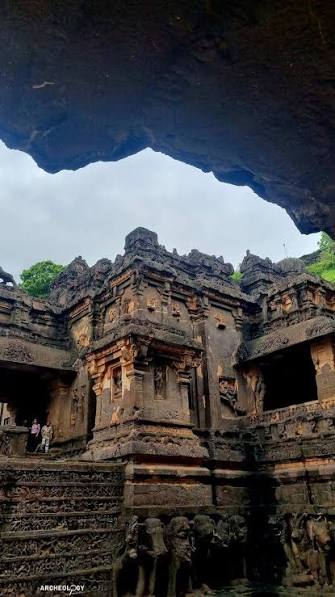 Rare photographs of Ambarnath Shiv Mandir , Ambarnath , Thane. ❣️ This is the first Bhumij style temple in India Ambernath Shivalaya." ( अंबरनाथ शिवालय ) According to the book 'Ambernath Shivalaya',