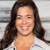 Barbara Hess's Instagram, Twitter & Facebook