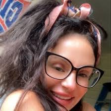 Cheyenne Calhoun's Instagram, Twitter & Facebook