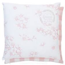 Ob mit kissen im shabby chic, vintage style, im zauberhaften landhausstil, romantisch bestickt im skandinavischen landhausstil, klassich moderne. Kissen Altrosa Landhausstil Kissen Online Kaufen Depot Alte Bauernschranke Esstische Aus Naturbelassenem Holz Banke Und Stuhle Aus Sample Product Tupperware