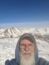 Elliott Wamsley's Instagram, Twitter & Facebook