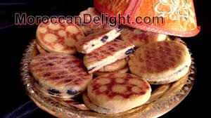 Harcha Moroccan Semolina Bread حرشة مغربية بالزيتون و الجبن Harcha Galette Marocaine A La Semoule Semolina Galette Pan Fried Flat Bread