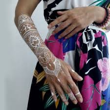 Not only does this henna tattoo specifically mention the word love and entwined rings, but also comes with beautiful drawings of the happy couple. 107 Beautiful Henna Tattoos For Women Mehndi Tattoo Designs