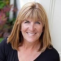 Candice Graves's Instagram, Twitter & Facebook