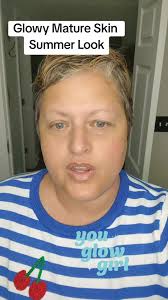 Glowy Mature Skin Summer Look