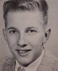 The Class of '68 is enjoying our monthly luncheons. Last Thursday we met at  Kitchen 33 with 16 in attendance, including two “first-timers”— Marilyn  Johnson and Ken Ender. It was great to