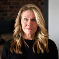 Deborah Leclaire's Instagram, Twitter & Facebook