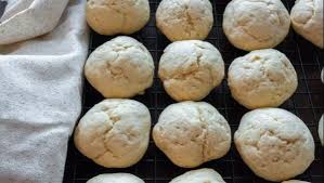 Auntie mella's italian soft anise cookies. Italian Anisette Cookies Cooking With Cas
