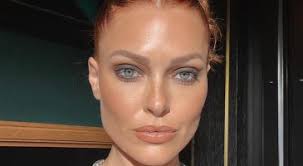 Caroline Receveur : Elle lance un tout nouveau projet, vous allez être  surpris !