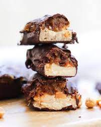 Homemade Vegan Snickers Bars Healthy Recipe Food Snickers Bar Health Desserts