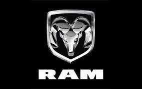 La voiture bélier détruit le magasin d'optique. Ram Trucks Wikipedia