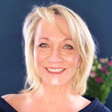 Maxine Bergman's Instagram, Twitter & Facebook