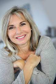 45 Cute Youthful Short Hairstyles For Women Over 50 Older Women Hairstyles Thick Hair Styles Hair Styles