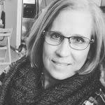 Laurie Mathias's Instagram, Twitter & Facebook