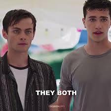 Marcus and Zoe Kissing