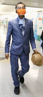 李應元。 10,232 個讚 · 103 人正在談論這個。你好，我是李應元，在我人生中一次又一次的轉折，帶來一遍又一遍的驚嘆號!用不變的樂觀與堅持的態度，將生命獻給我最愛的家鄉─台灣。 歡迎加入「李應元」粉絲專頁 Rw Jx73tehekbm