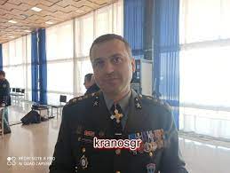 Πώς είναι δυνατόν οι αρχαίοι μας. Kranosgr O Syntagmatarxhs Syrlantzhs Sto Epiteliko Grafeio Toy Arxhgoy Ges