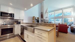 Montaneros in vail is a boutique condominium property located in the heart of lionshead village in beautiful vail, colorado. Lionshead Village Vail Condo Ski Condo At Montaneros In Vail For Rent