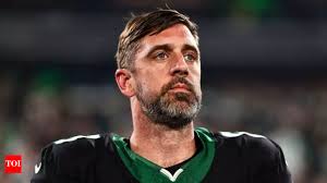 Washed and attention-seeking”: Aaron Rodgers gets brutally trolled as even AJ  Hawk doesn't know what he's up to