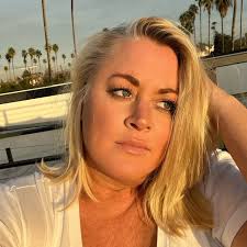 Heidi Hamilton (@heidihamiltonhost) • Instagram photos and videos