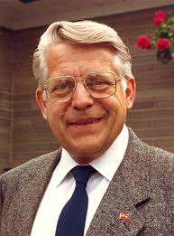 Dr. Gerhard Johannes August Kennepohl